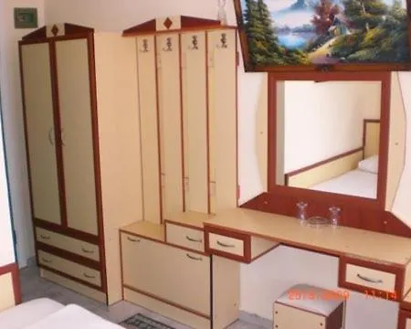 酒店 红玫瑰酒店 厄吕代尼兹