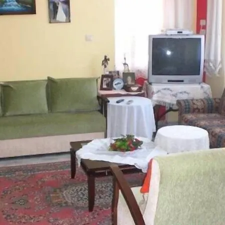 Hotel Red Rose