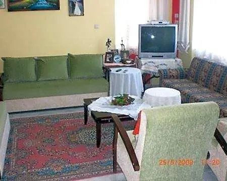 Hotel Red Rose
