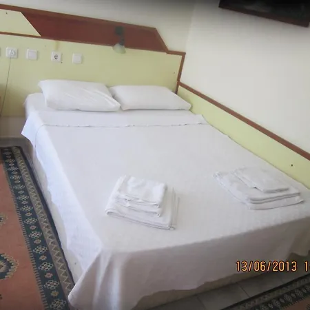 Hotel Red Rose