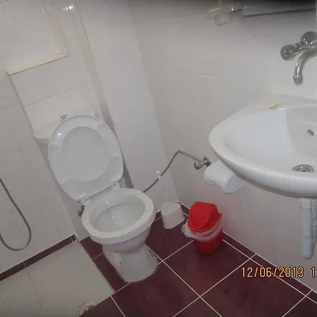 红玫瑰酒店 厄吕代尼兹